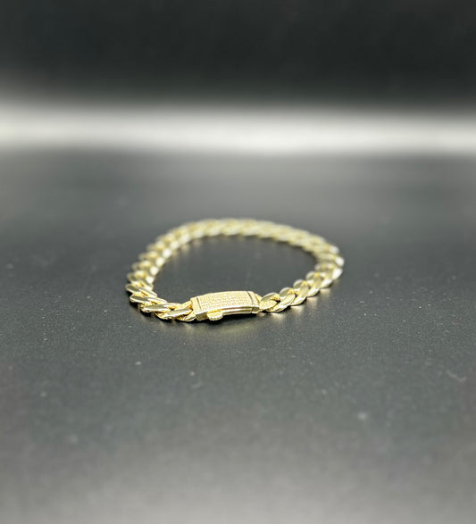 10k Yellow Gold Hollow Monaco Link Bracelet 8.5” 14.0g